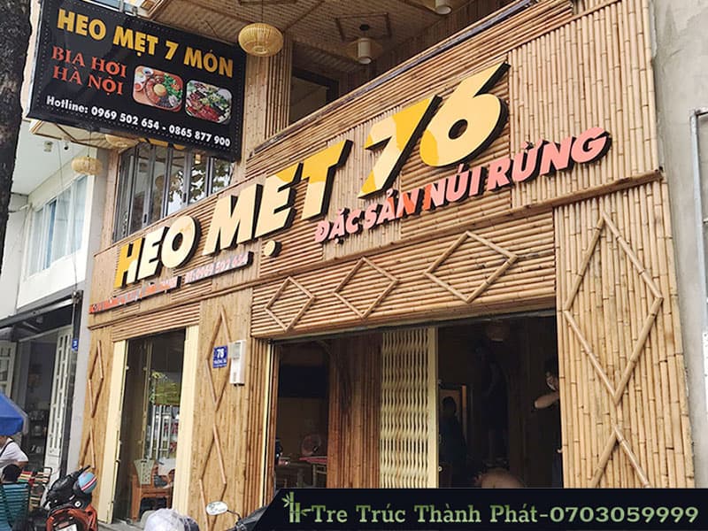 bảng hiệu bằng tre