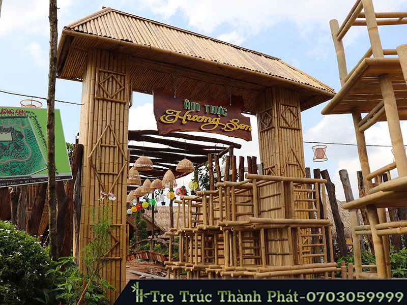 cổng tre đơn giản