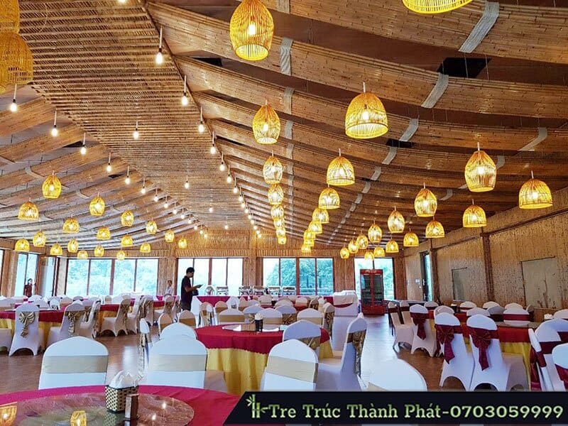 ưu điểm ốp trúc nhà hàng