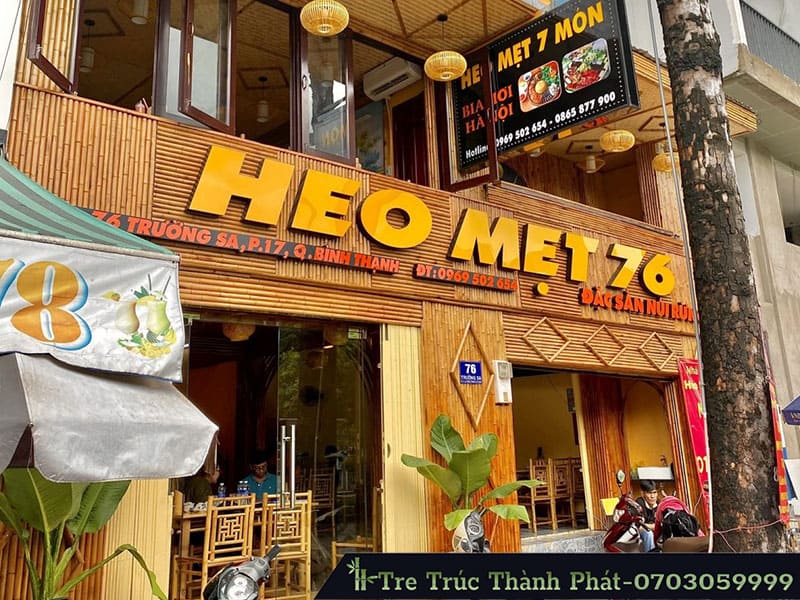 bảng hiệu bằng tre quán ăn